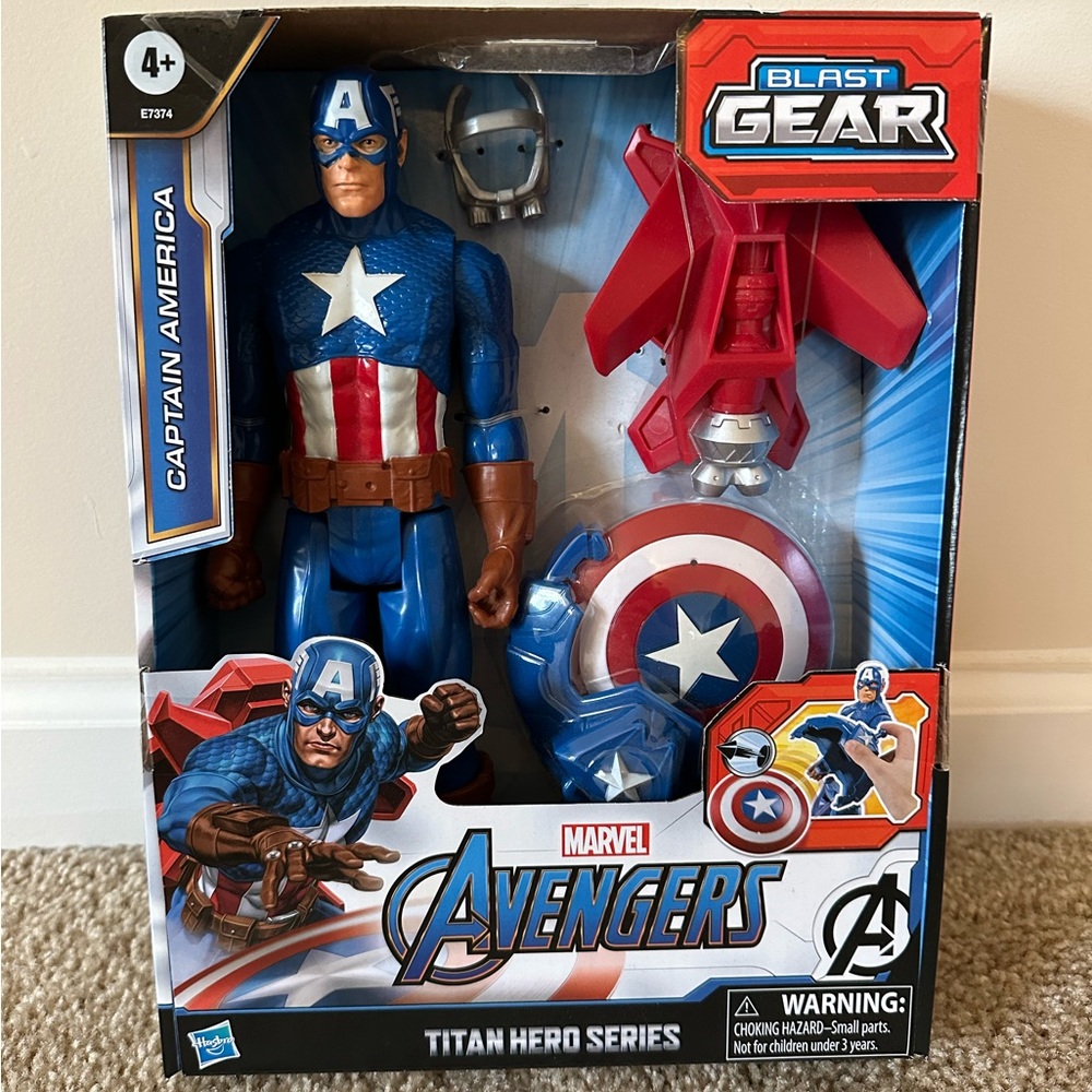 New in box - Avengers Marvel Titan Hero Series Blast Gear Captain America